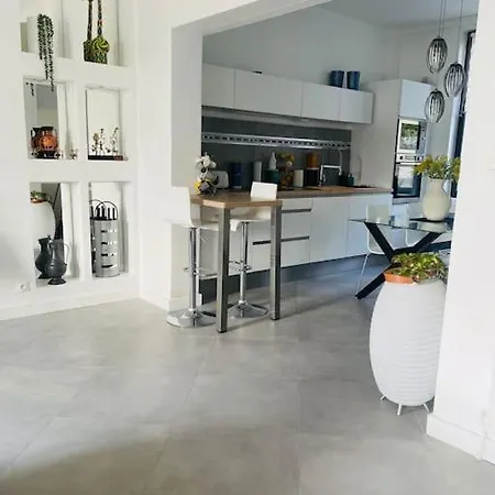 Maison Au Fil De L'eau *