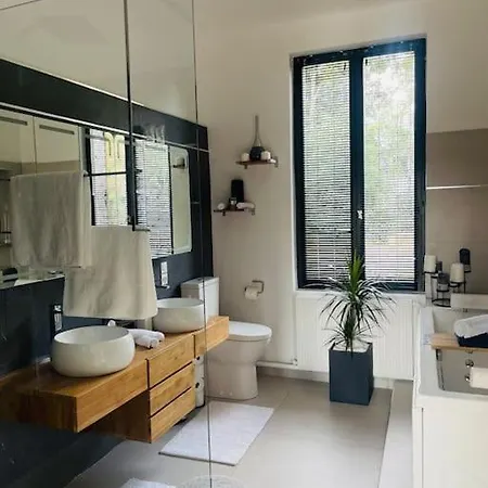 Maison Au Fil De L'eau *
